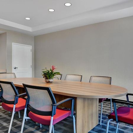 Towneplace Suites By Marriott Jacksonville East Екстер'єр фото