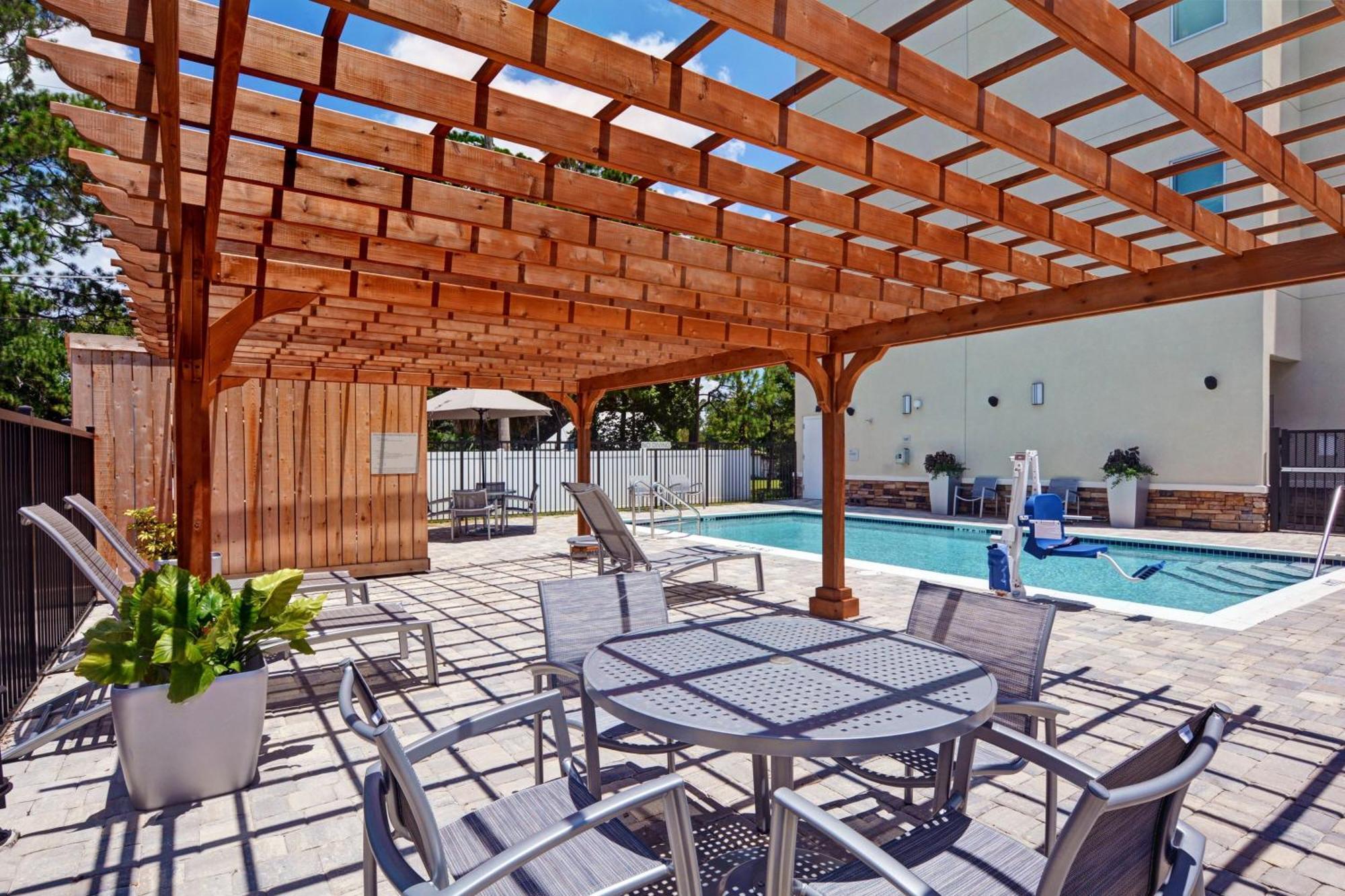 Towneplace Suites By Marriott Jacksonville East Екстер'єр фото